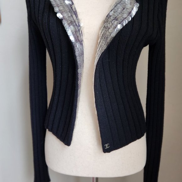 Chanel Black Evening Cardigan Sweater w/paillettes; Wool/Silk Sml (US 4-6; 40) - Picture 9 of 14